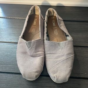 Gray Toms Shoes (Used)
